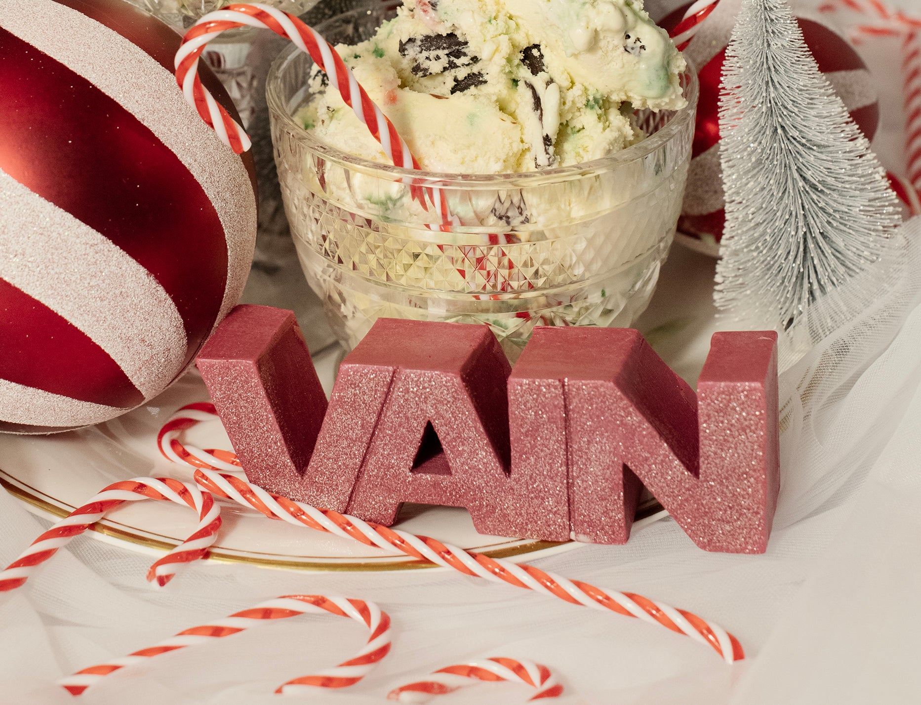 VAIN HOLIDAY SOAP